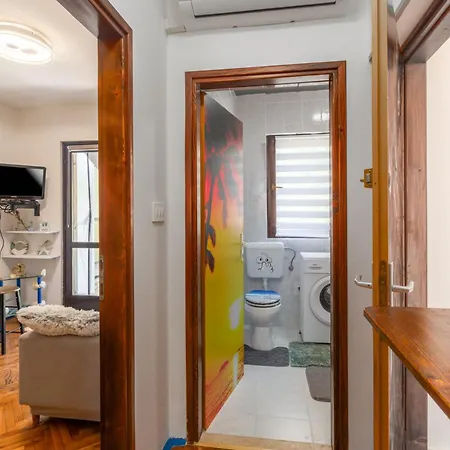 Exodus Apartmán